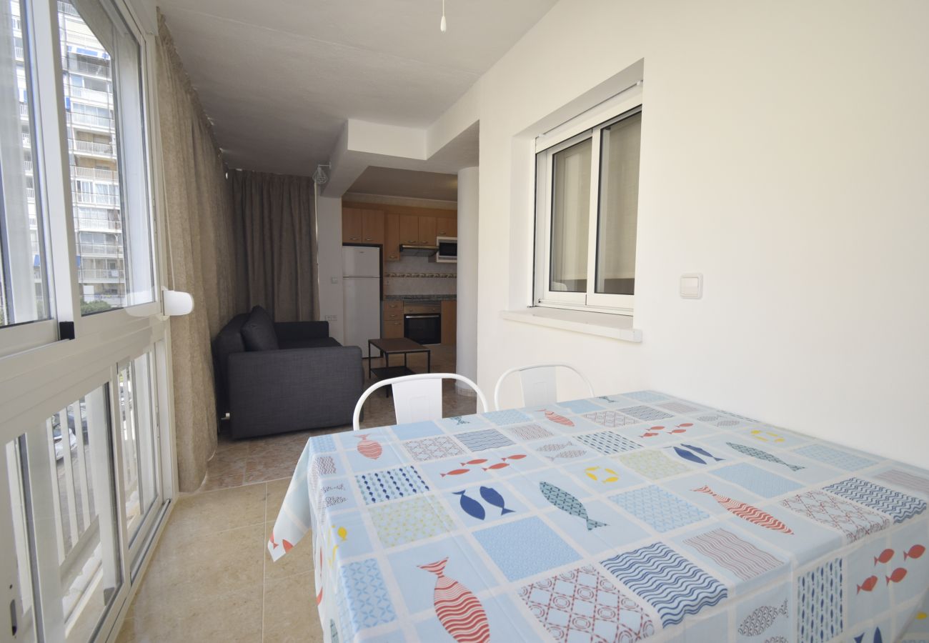 Apartment in Benidorm - MAR Y VENT  2D (4 BEDROOMS)