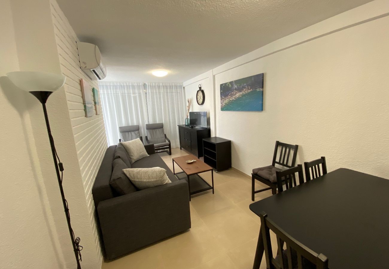 Apartment in Benidorm - MAR BLAU (3 BEDROOMS)