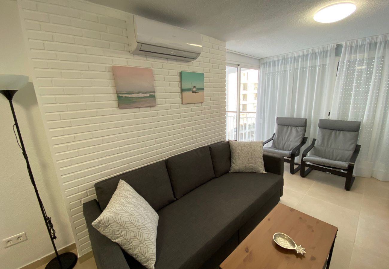 Apartment in Benidorm - MAR BLAU (3 BEDROOMS)