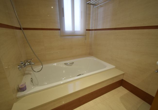 Apartment in Benidorm - MAR Y VENT - SEA VIEW (3 BEDROOMS)