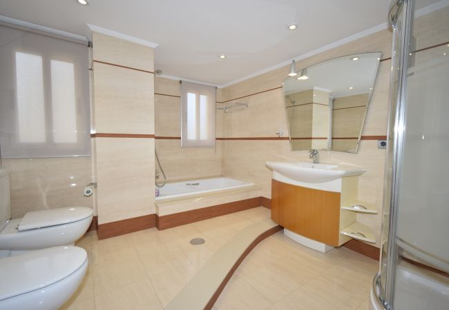 Apartment in Benidorm - MAR Y VENT - SEA VIEW (3 BEDROOMS) Apartment in Benidorm - MAR Y VENT - SEA VIEW (3 BEDROOMS)