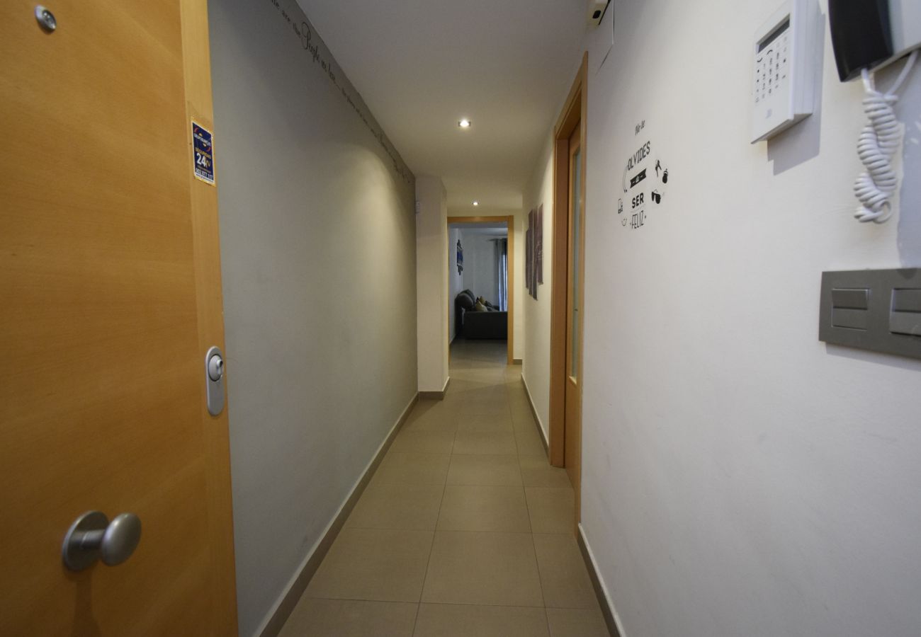 Apartment in Benidorm - EDIMAR 9 (2 BEDROOMS)