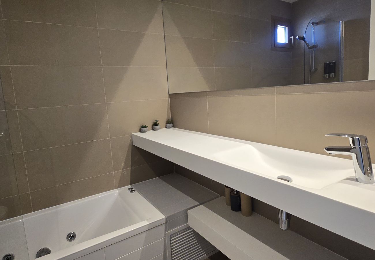 Apartment in Benidorm - INTEMPO (2 BEDROOMS)