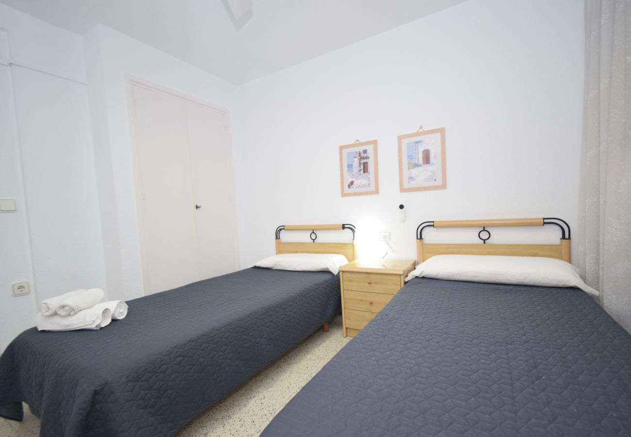 Apartment in Benidorm - FLECHA (3 BEDROOMS)